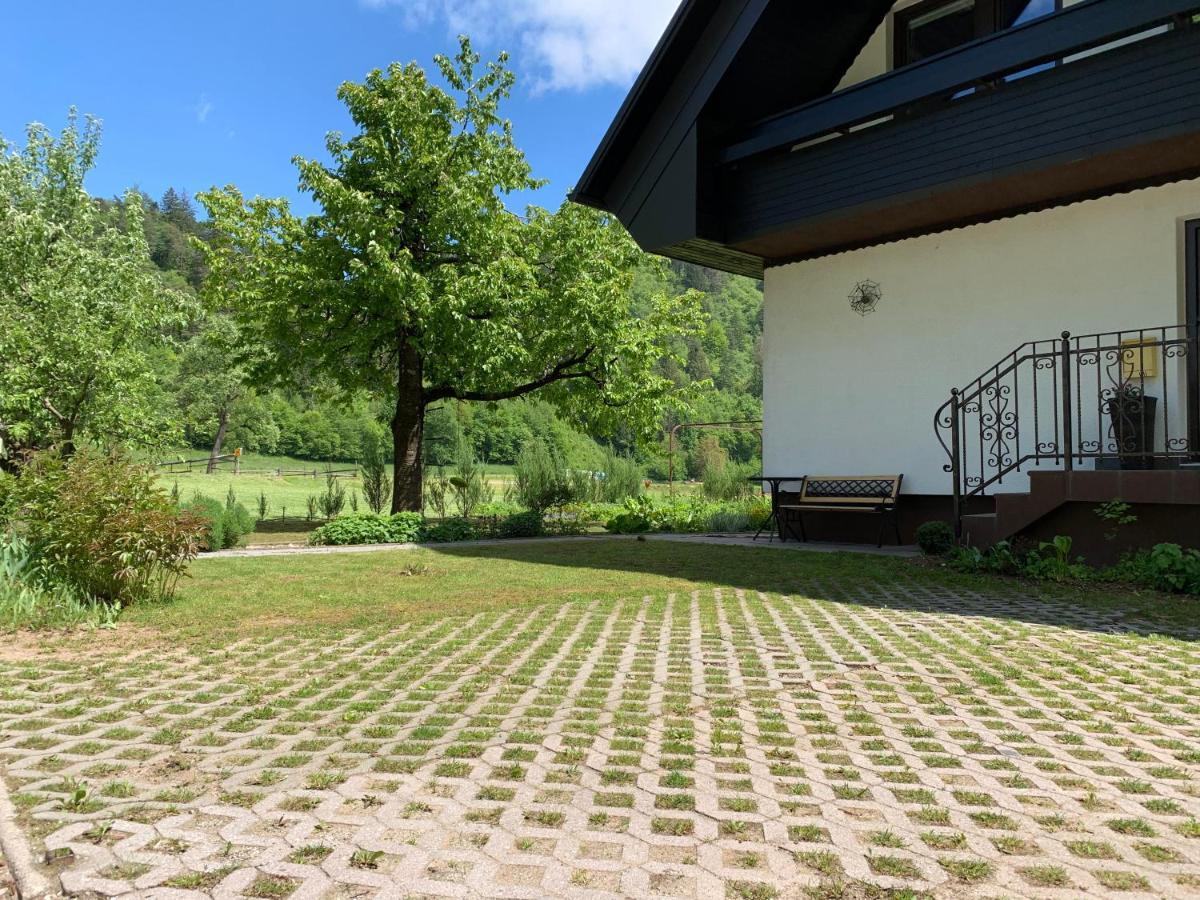Entire House Iris & Arnika Villa Bled Exteriör bild
